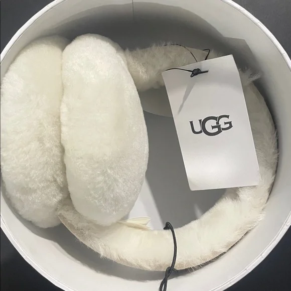 UGG Cream and Tan Sheepskin Pillow - Picture 4 of 5